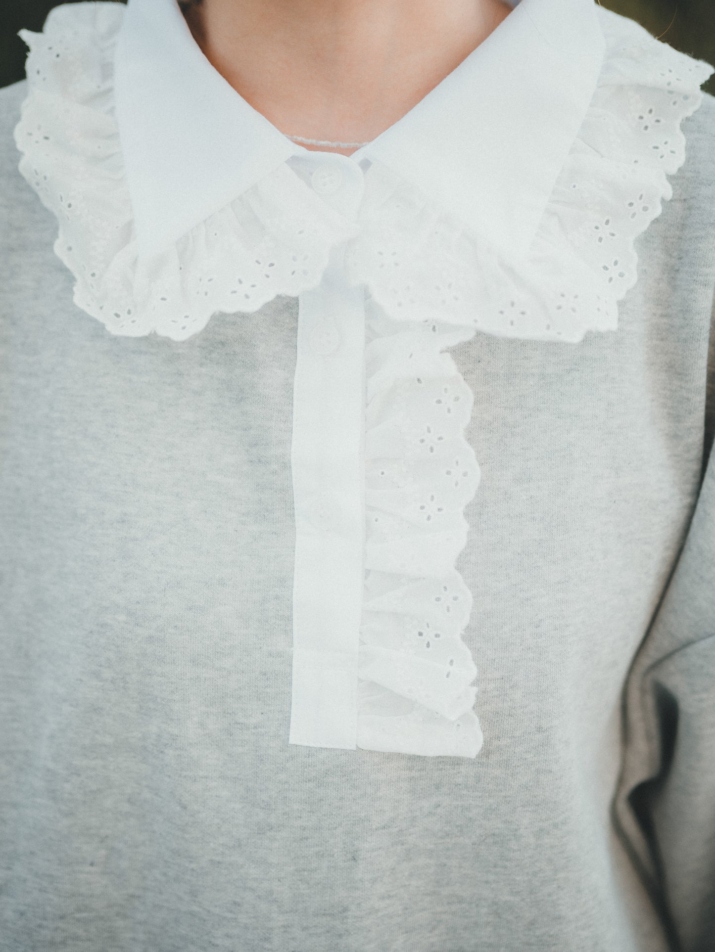 通花娃娃領 ❁ 薄長袖上衣|2色入