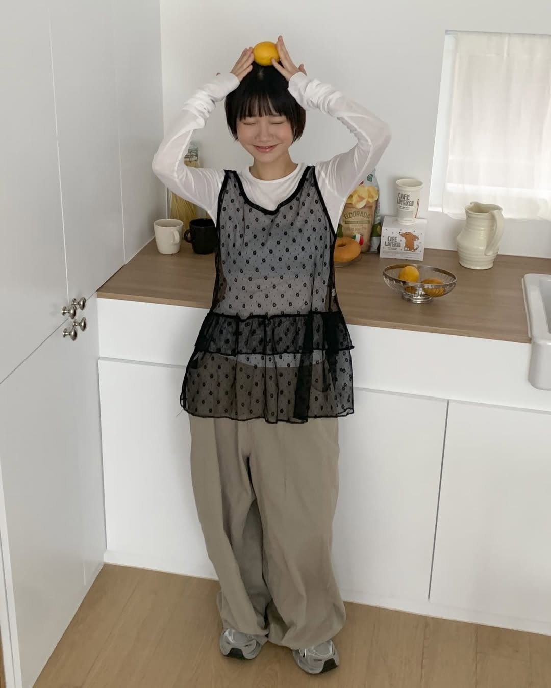 小花花 ✿ 雙層荷葉透透背心layer|2色入