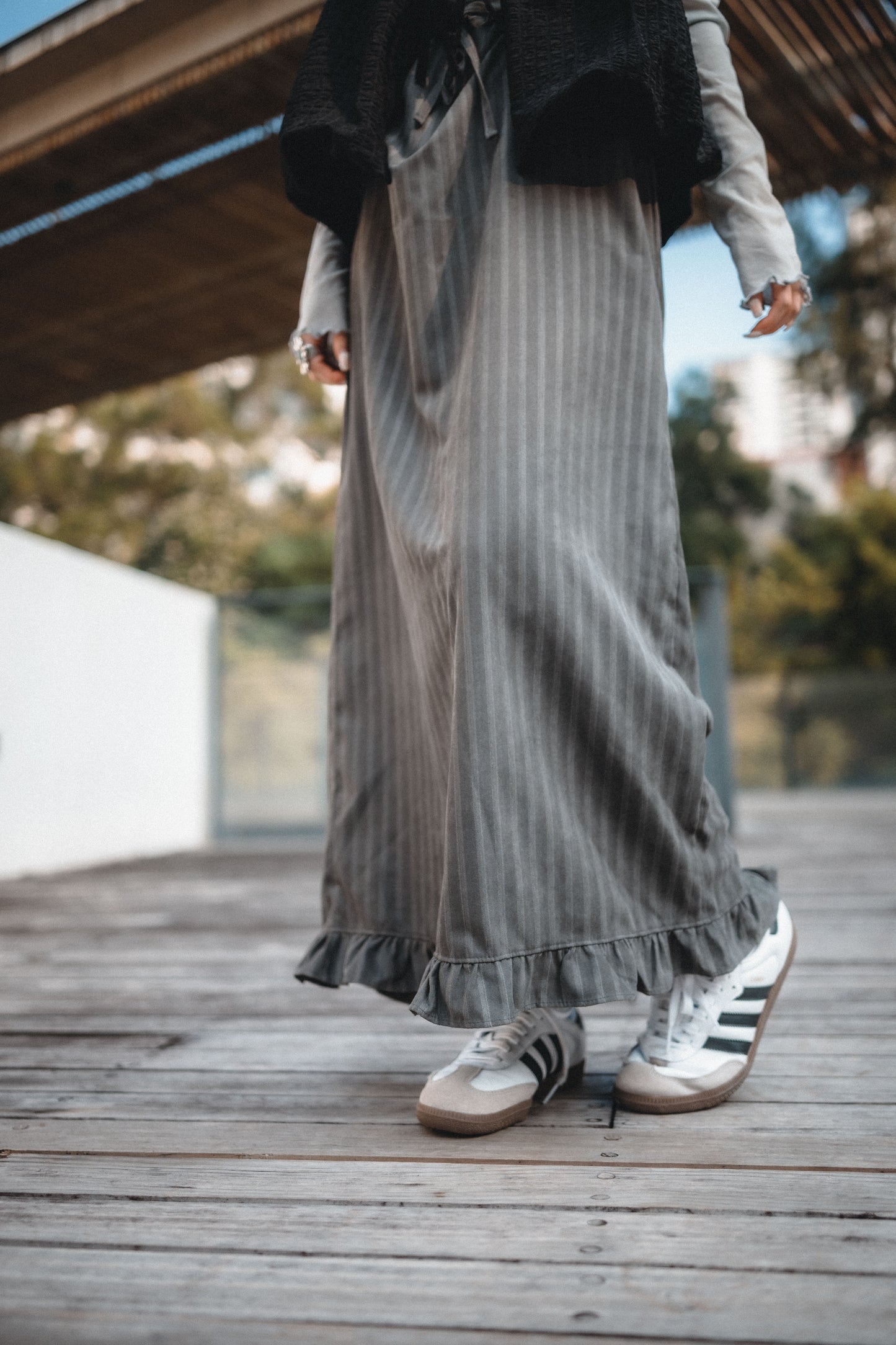 豎紋後分叉Ruffle魚尾裙|3色入