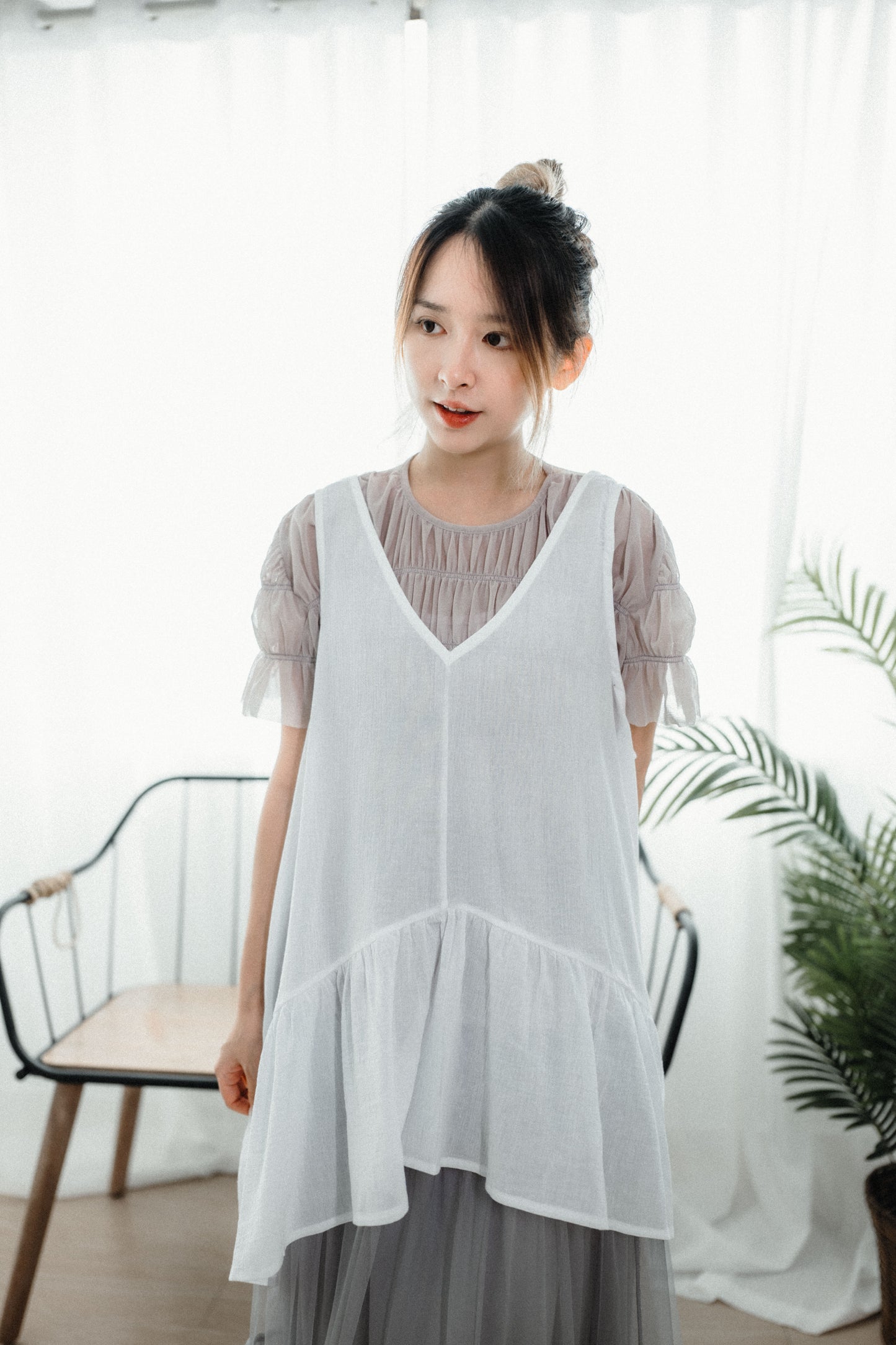 日系V領荷葉魚尾邊疊穿Layer|2色入