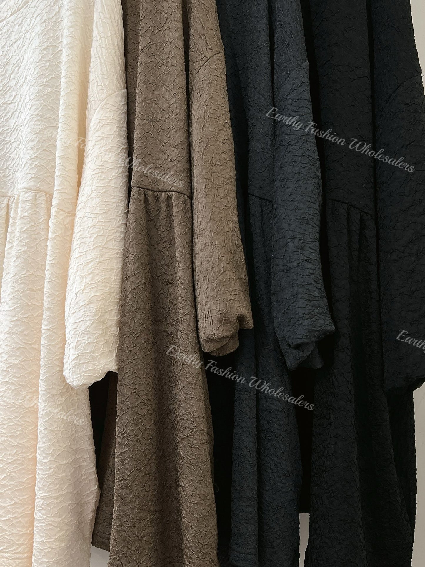 中袖泡泡壓紋TOP|4色入