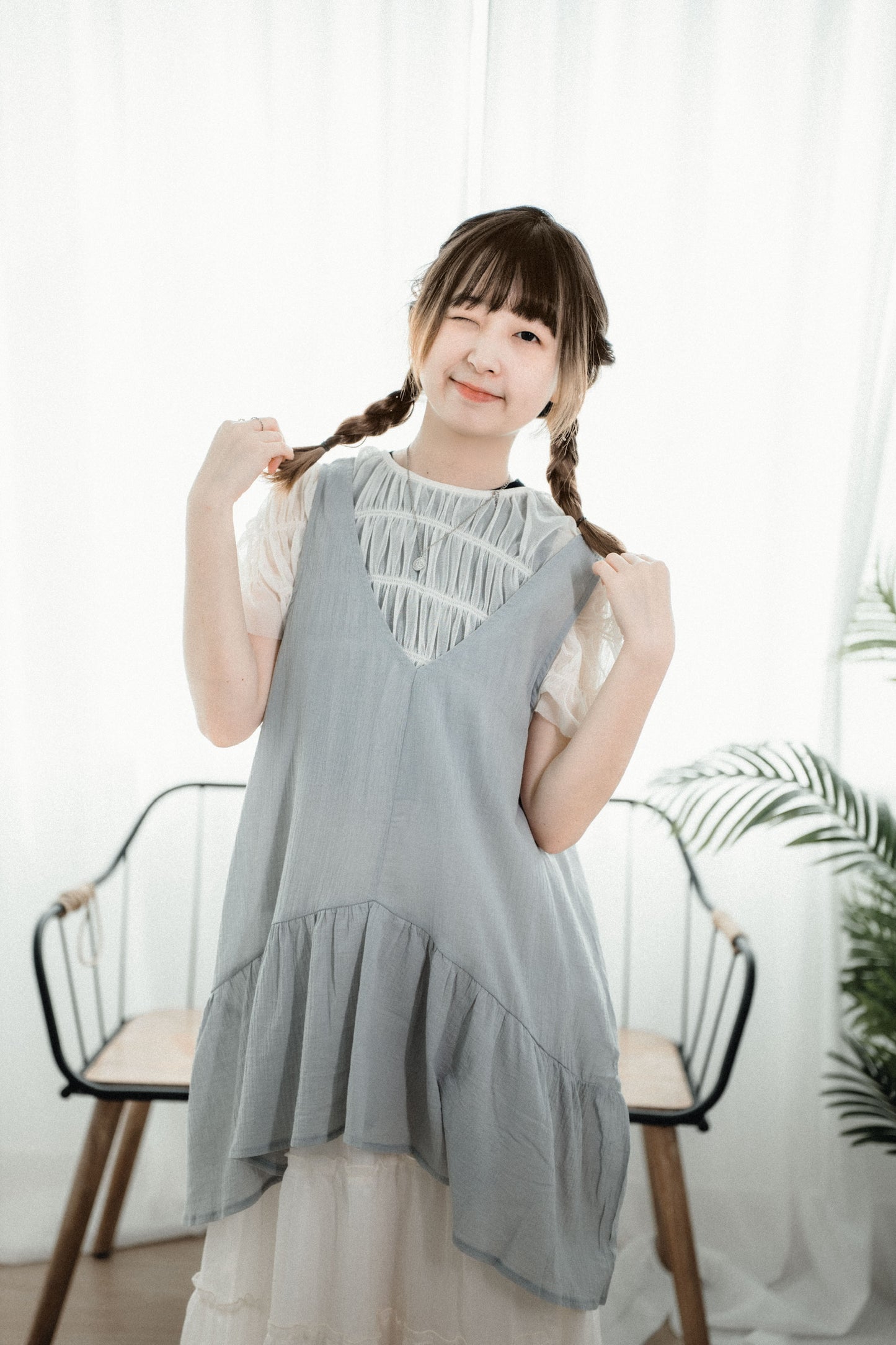 日系V領荷葉魚尾邊疊穿Layer|2色入