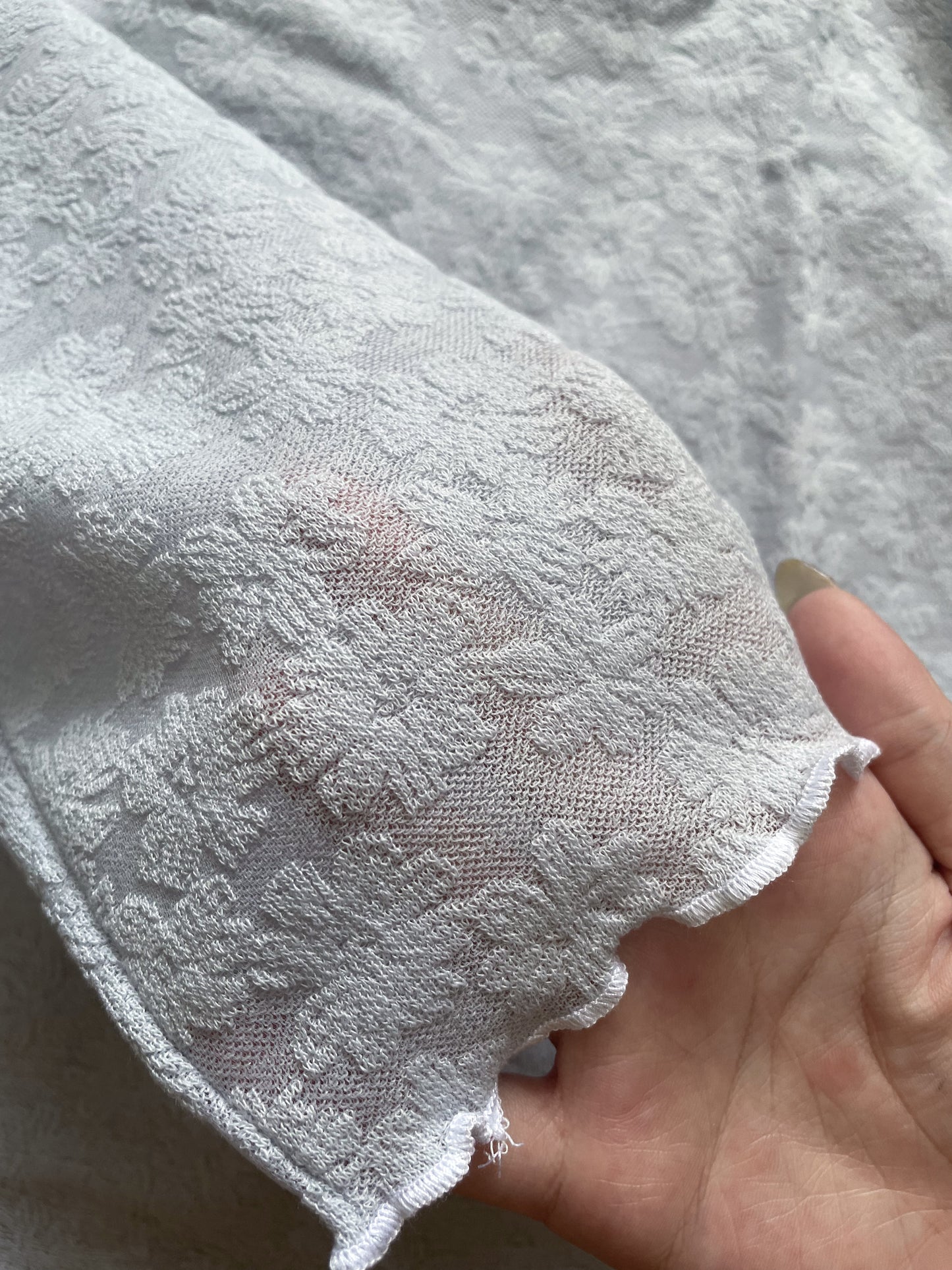 正式宣佈售完😭❗️暗花花紋捲邊TOP|4色入