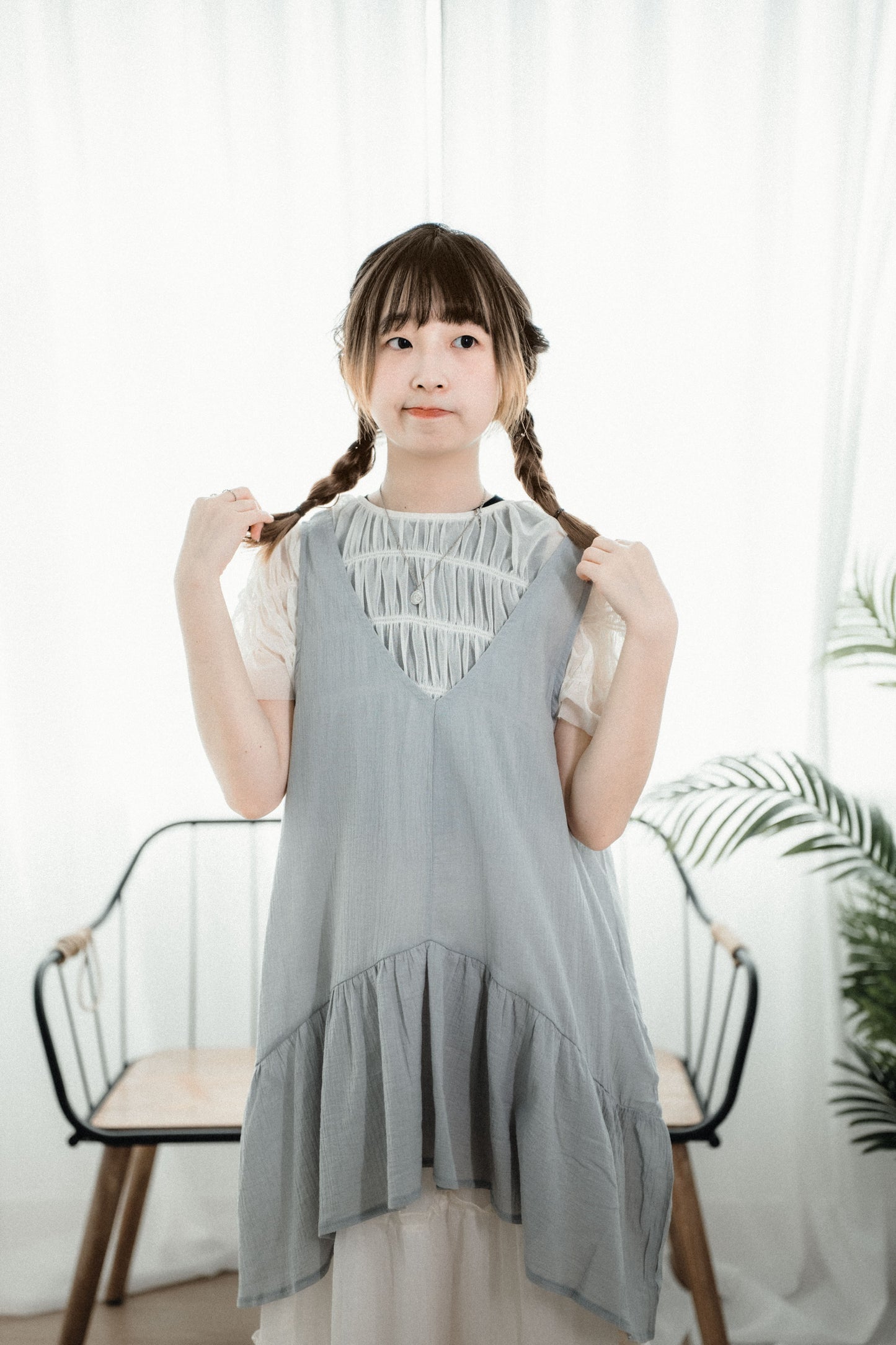 日系V領荷葉魚尾邊疊穿Layer|2色入