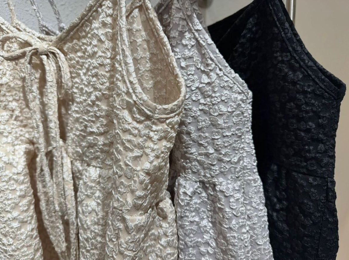 花粒壓紋綁結吊帶背心|3色入