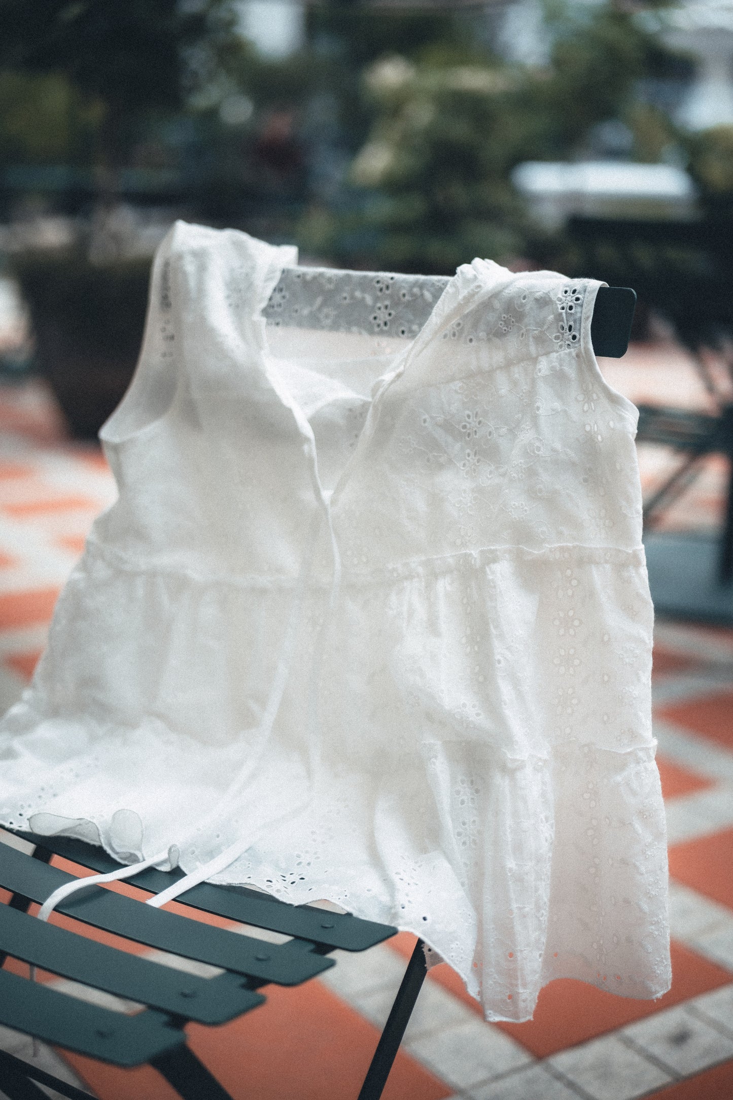 小花邊領𖥧⁺. 綁結通花背心vest|1色入