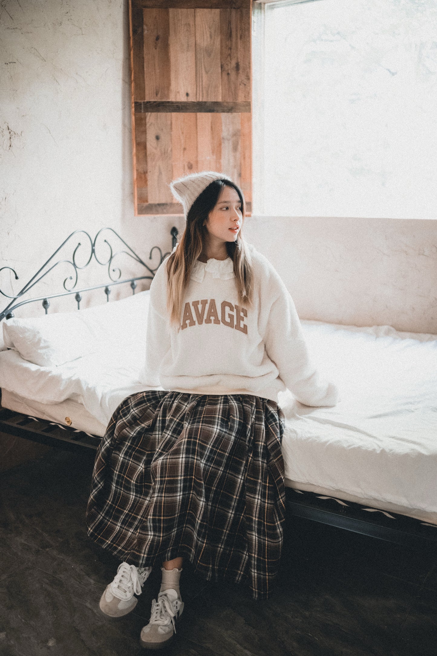 毛茸茸🐻❄️ 大刺繡SAVAGE字衛衣|4色入