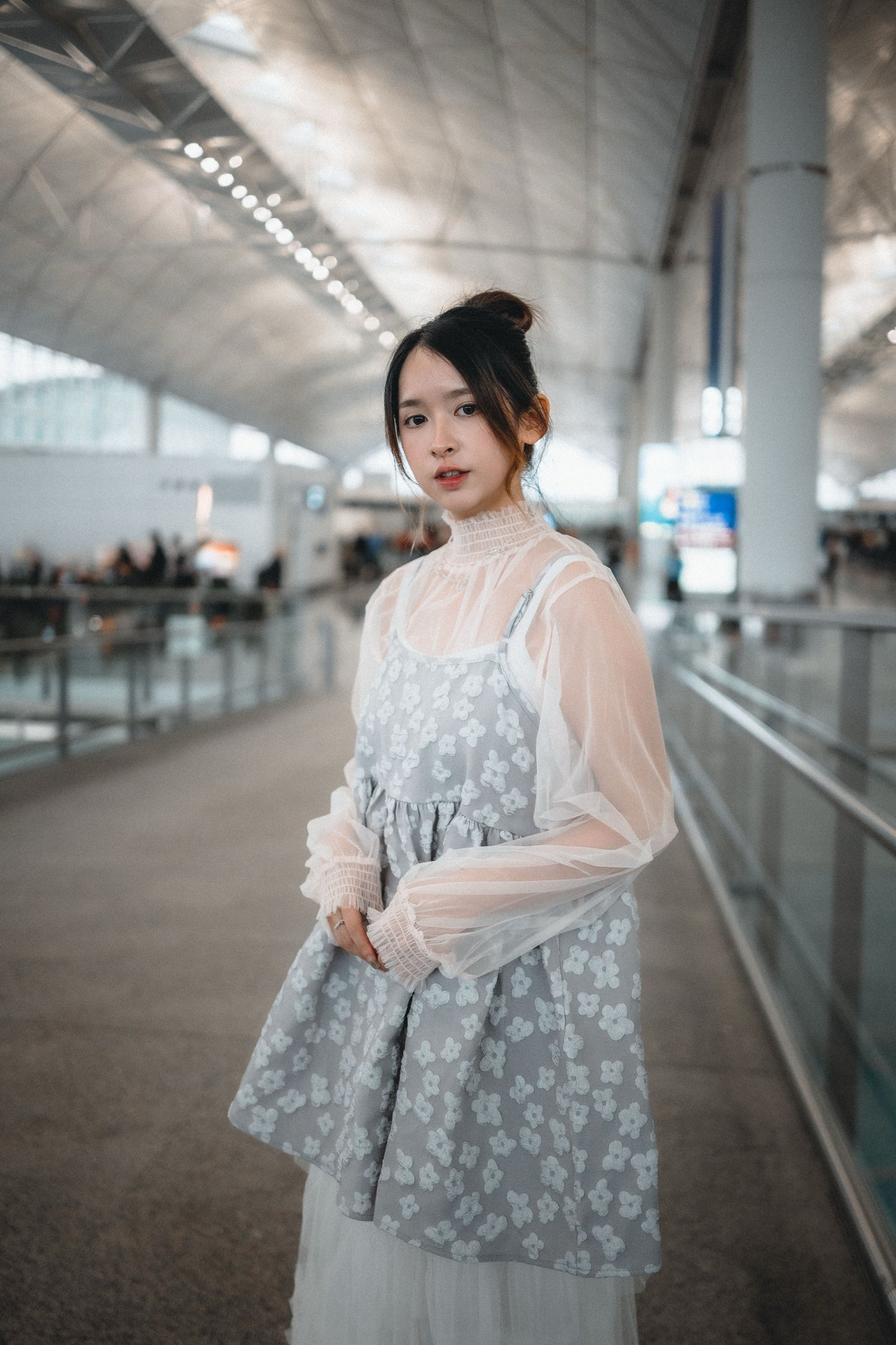 抽褶設計透膚高領上衣|2色入