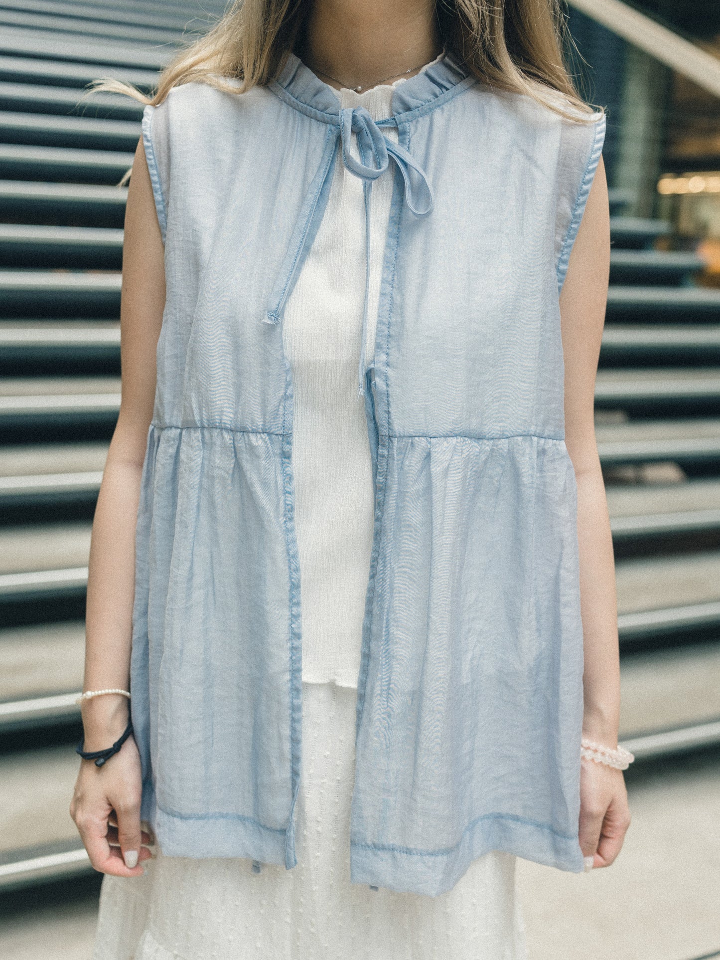 Ruffle領透透綁帶背心|4 colors