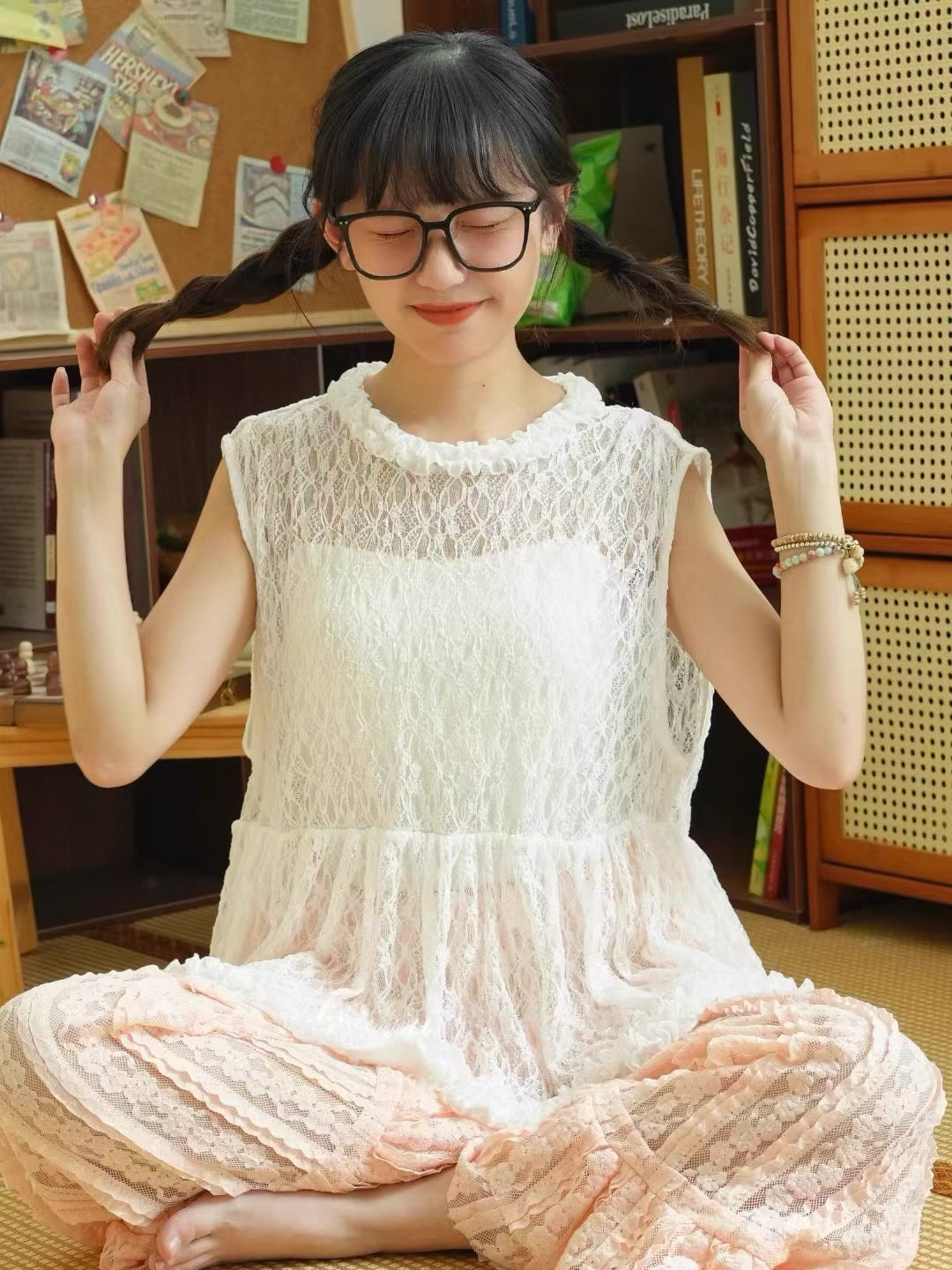最新市集熱賣✨❗️厚蕾絲領寬身娃娃上衣|1色入