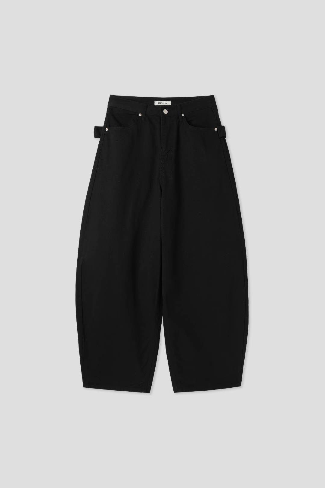 鉚釘半腰帶彎刀褲|1色入