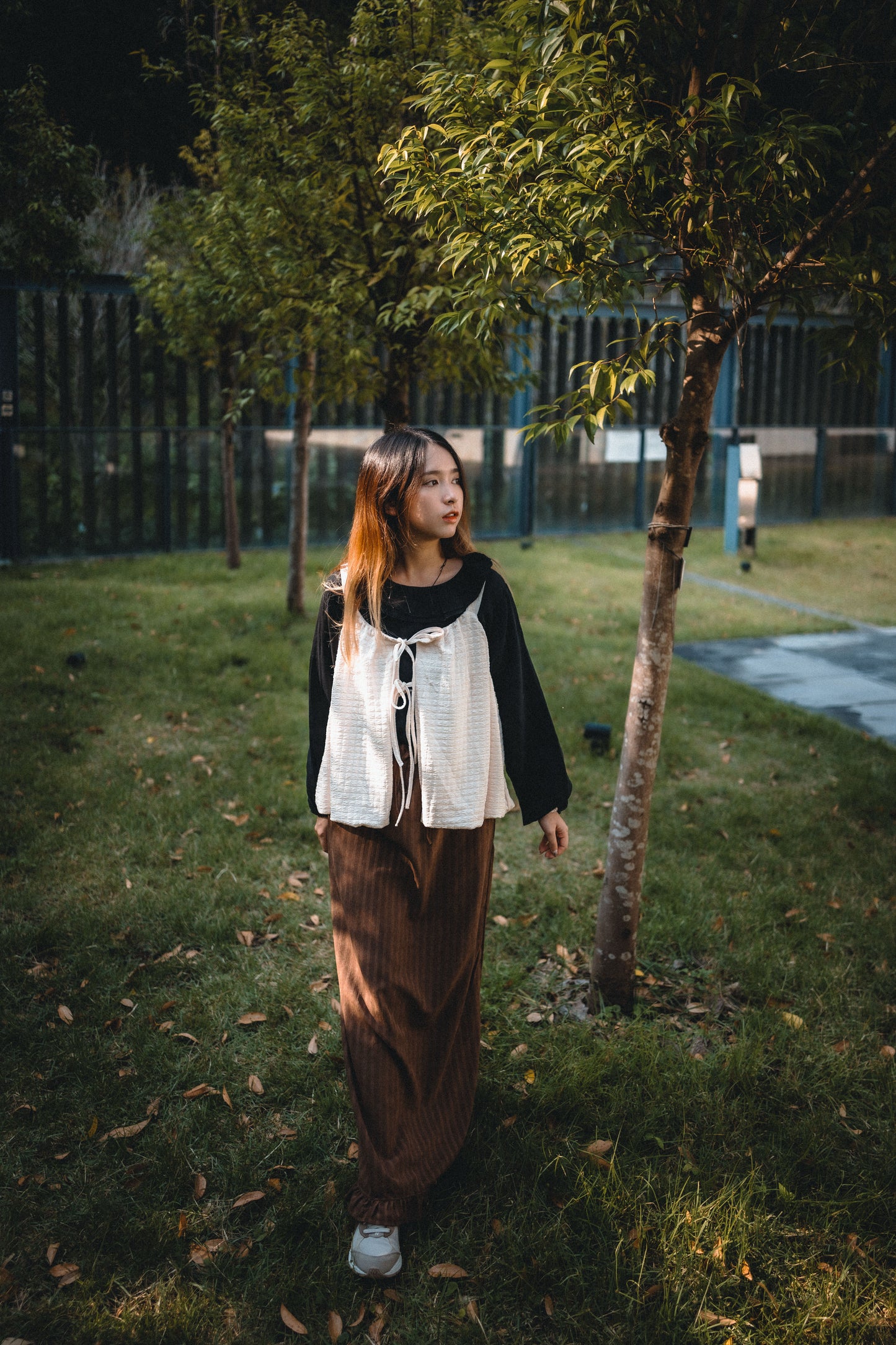 豎紋後分叉Ruffle魚尾裙|3色入