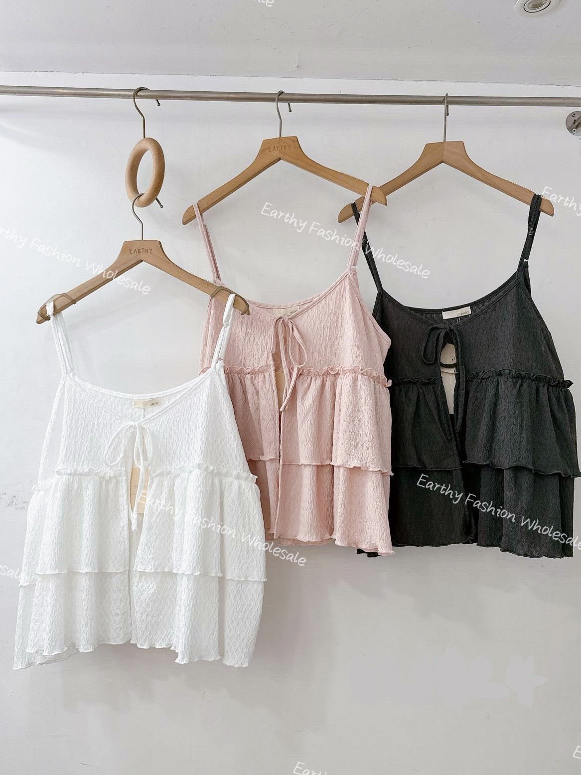 小菱格壓紋🔸荷葉吊帶layer|3色入