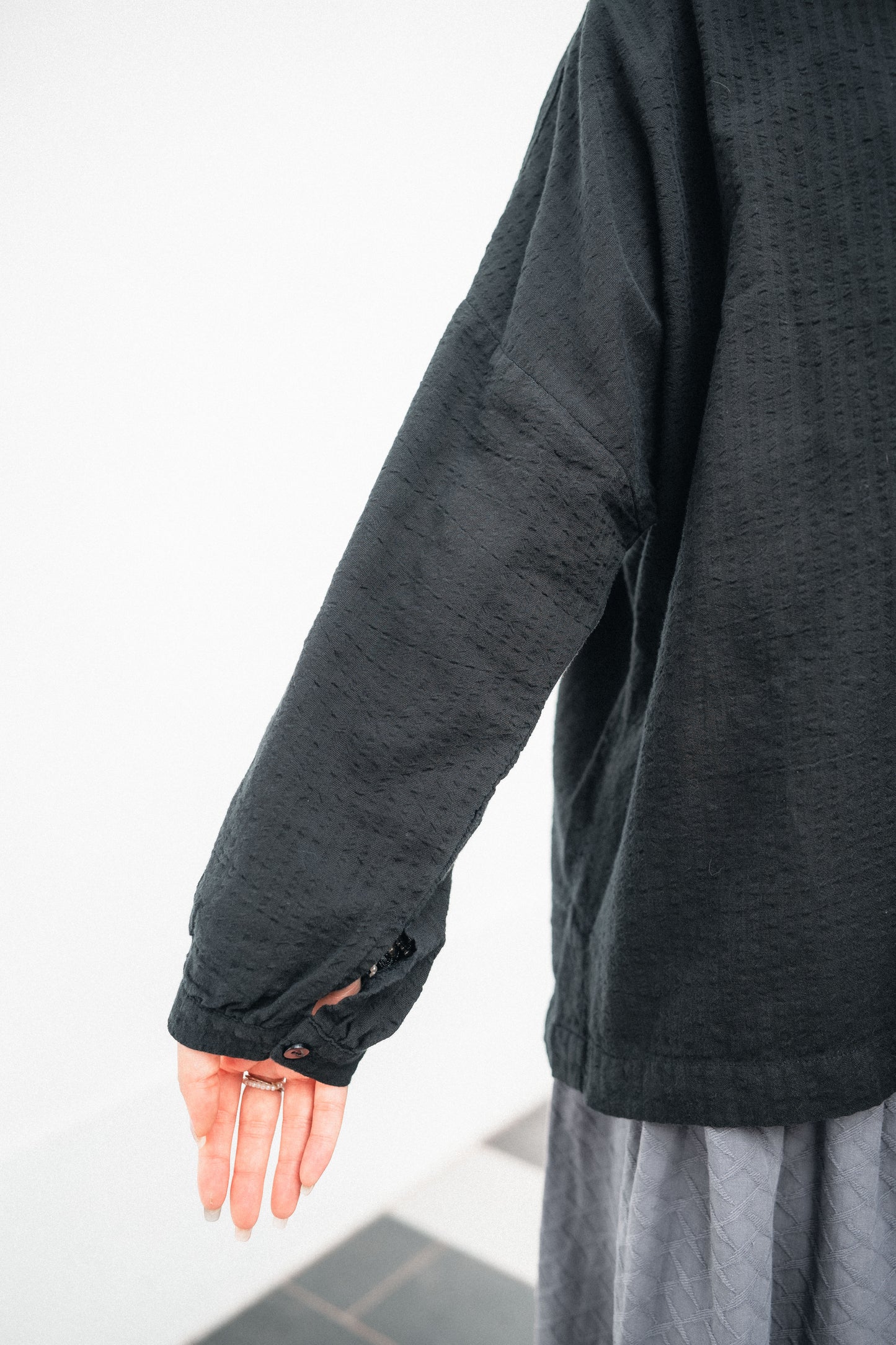 百搭易襯!圓領粒粒格紋襯衫|3色入