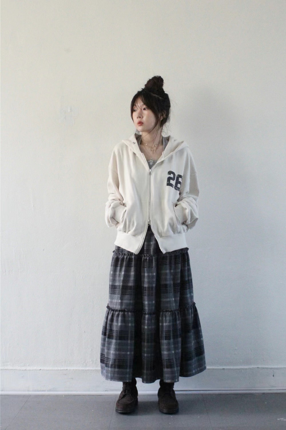 挺布料薄絨面冬日格紋半裙|2色入