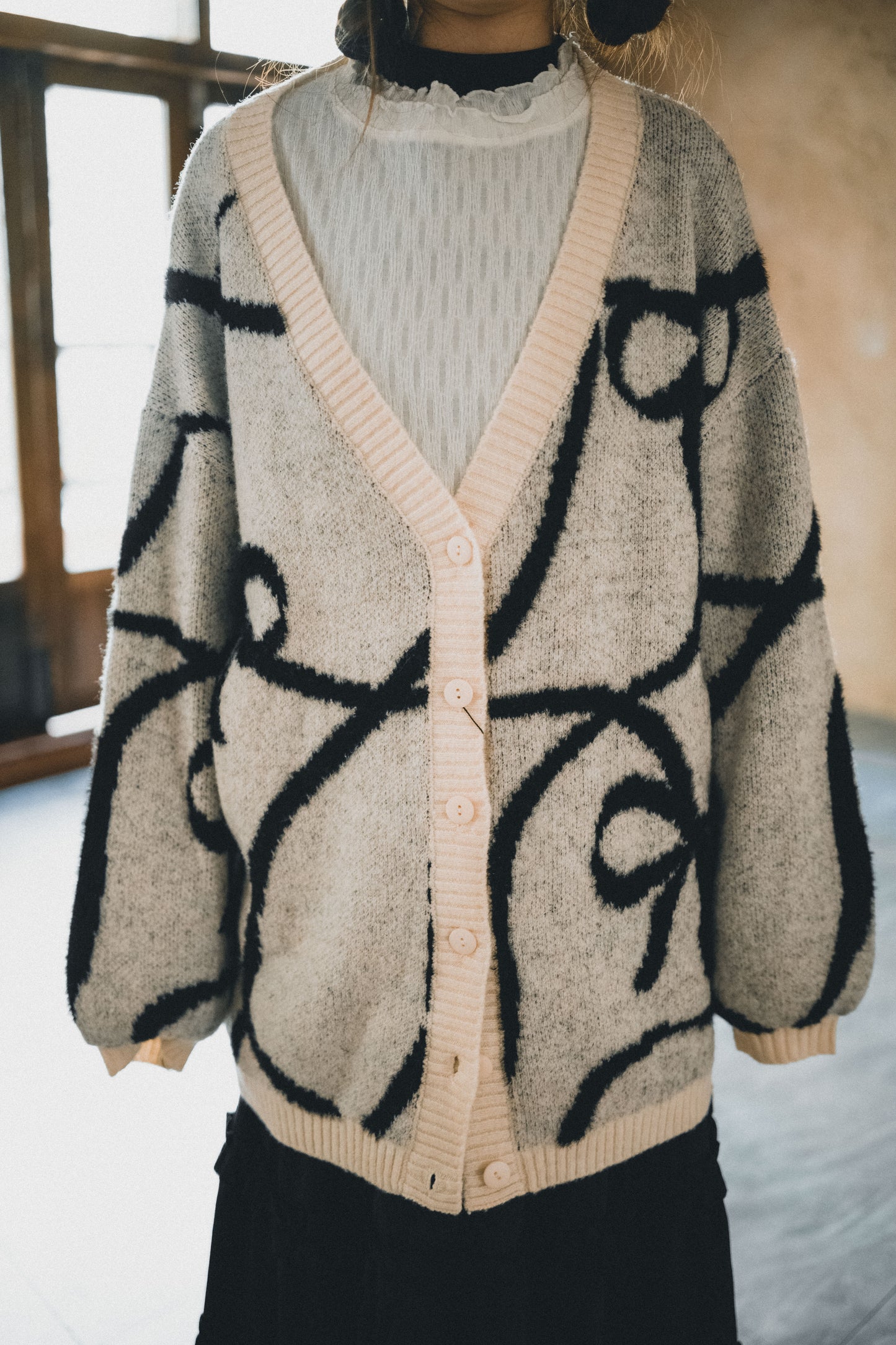 超靚必入😭❣️線描蝴蝶結針織外套|3色入