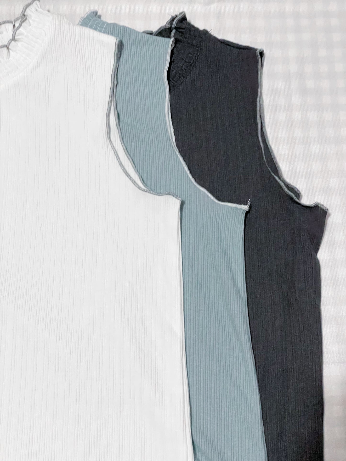 七彩🌈 百搭撞色木耳邊背心|7色入