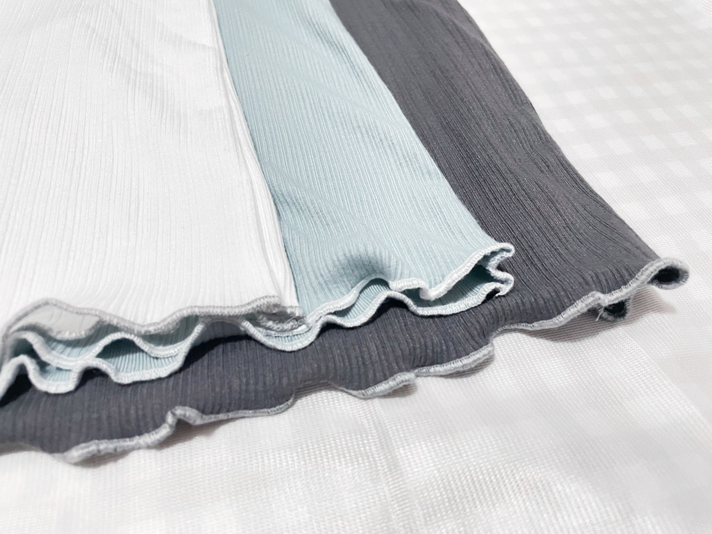 七彩🌈 百搭撞色木耳邊背心｜7色入