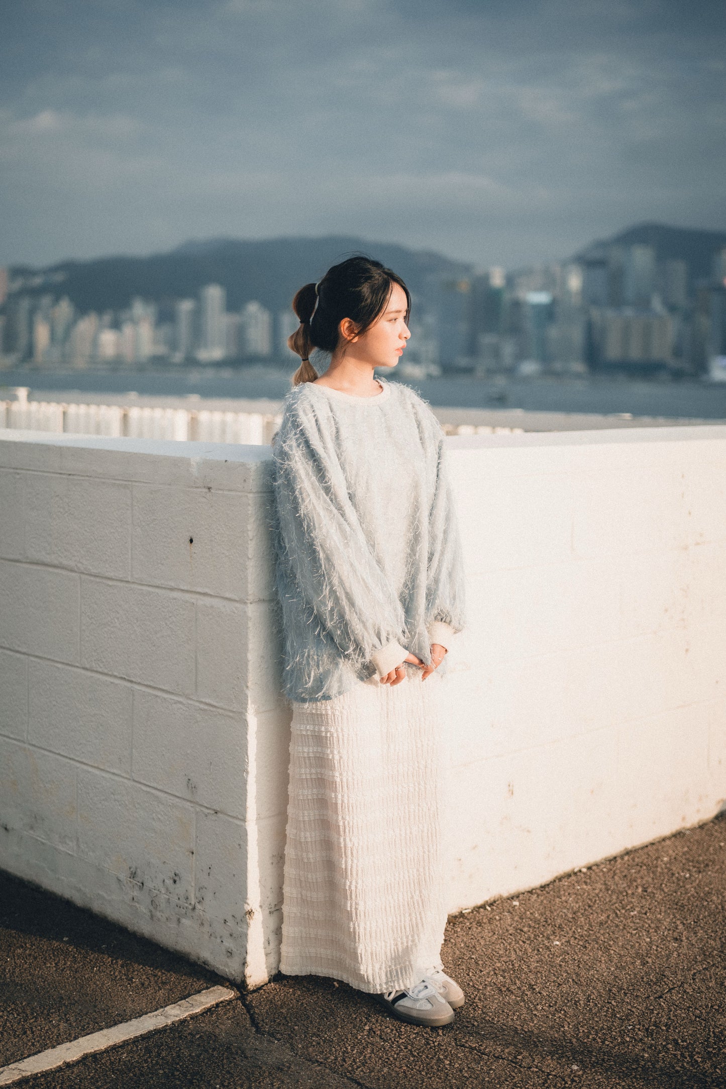 𝘍𝑙𝘶𝑓𝘧𝑦✨閃閃羽毛圓領top｜4色入