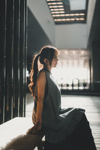 文青風👩🏻‍🎨 棉麻直紋明袋Ruffle背心外搭｜3色入