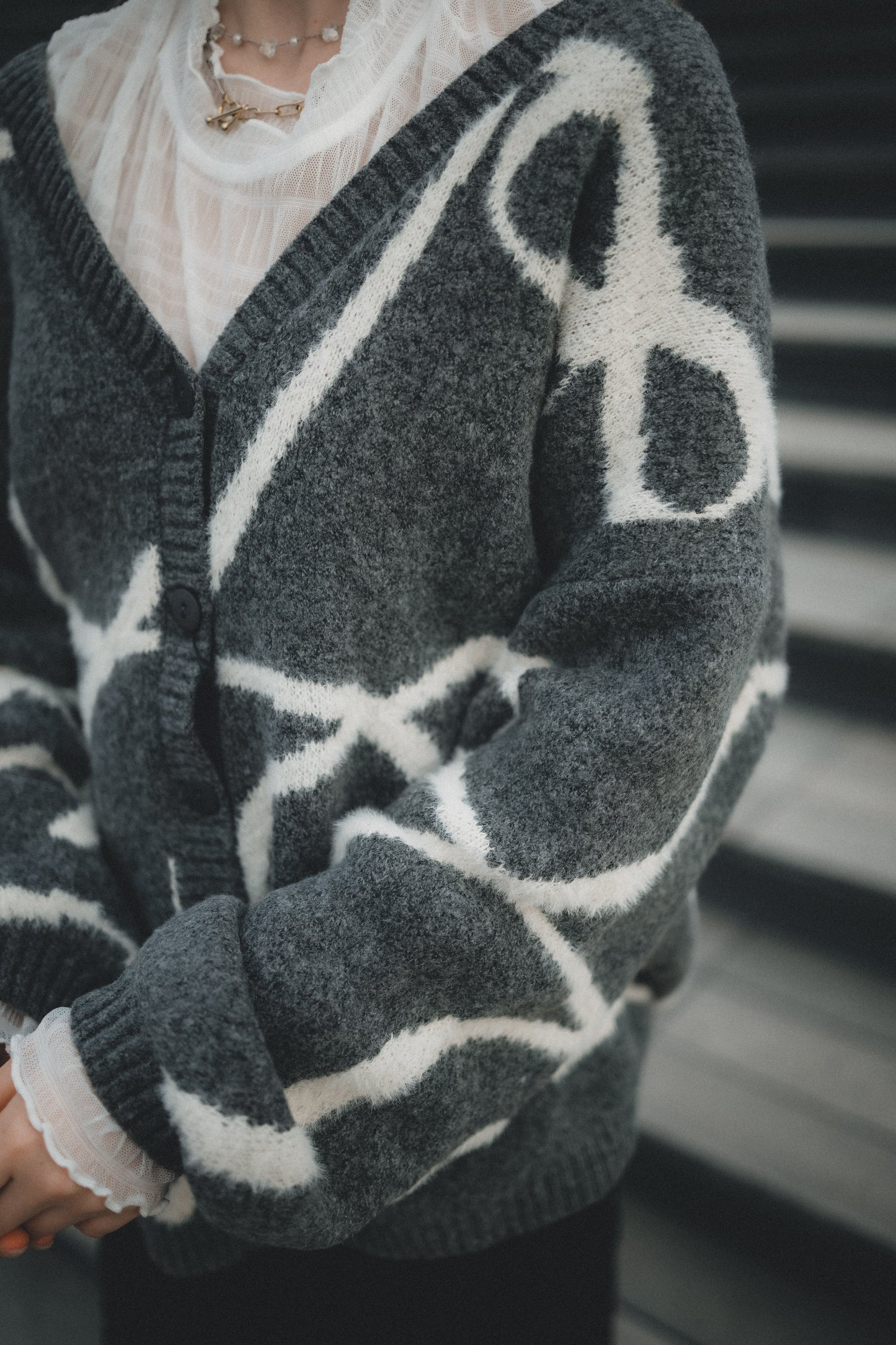 超靚必入😭❣️線描蝴蝶結針織外套｜3色入