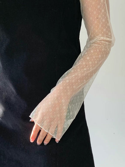 [新色加入🧊] 小雪花透膚捲邊內搭TOP｜3色入