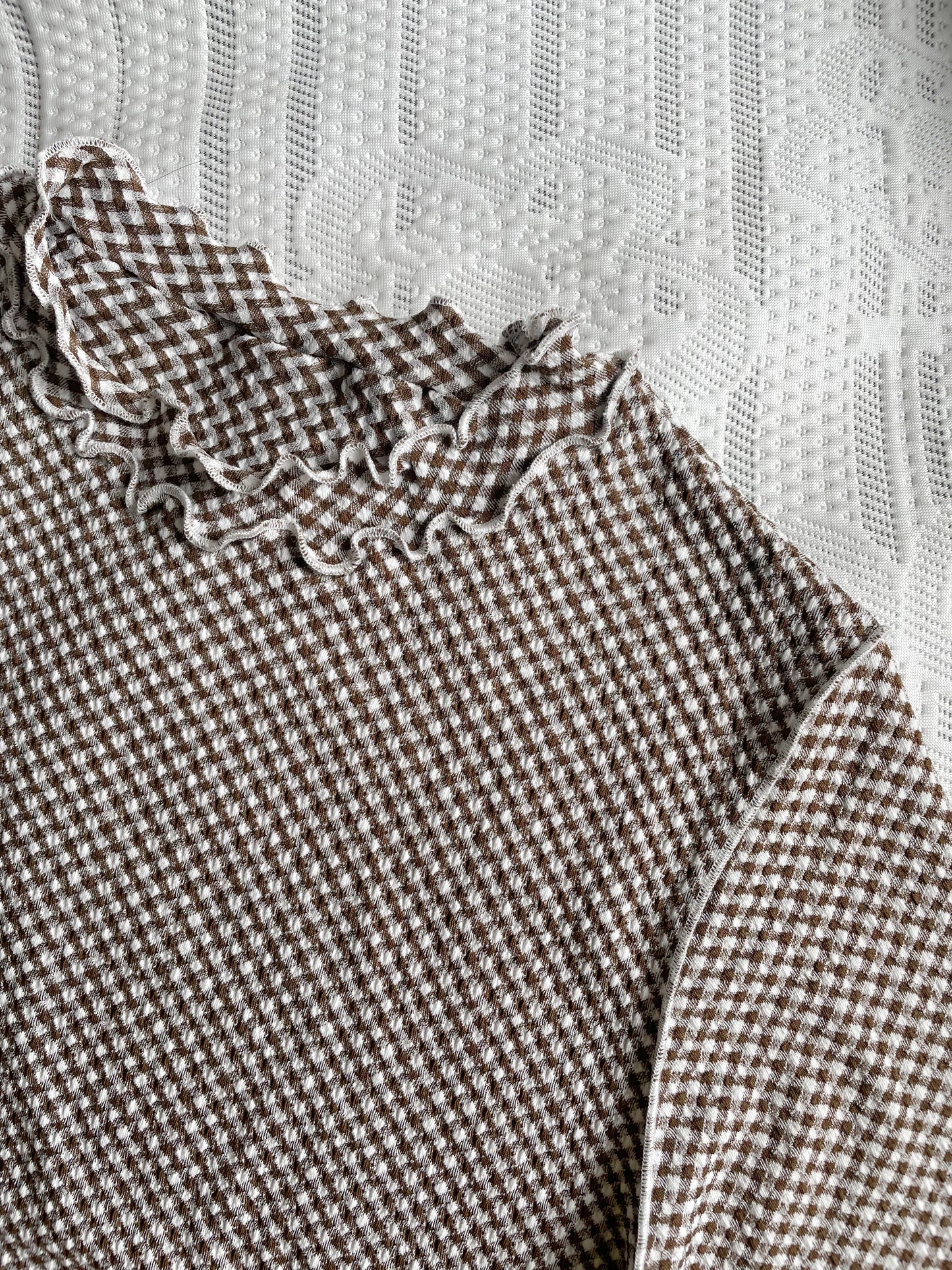 QQ細格紋Ruffle Top｜3色入