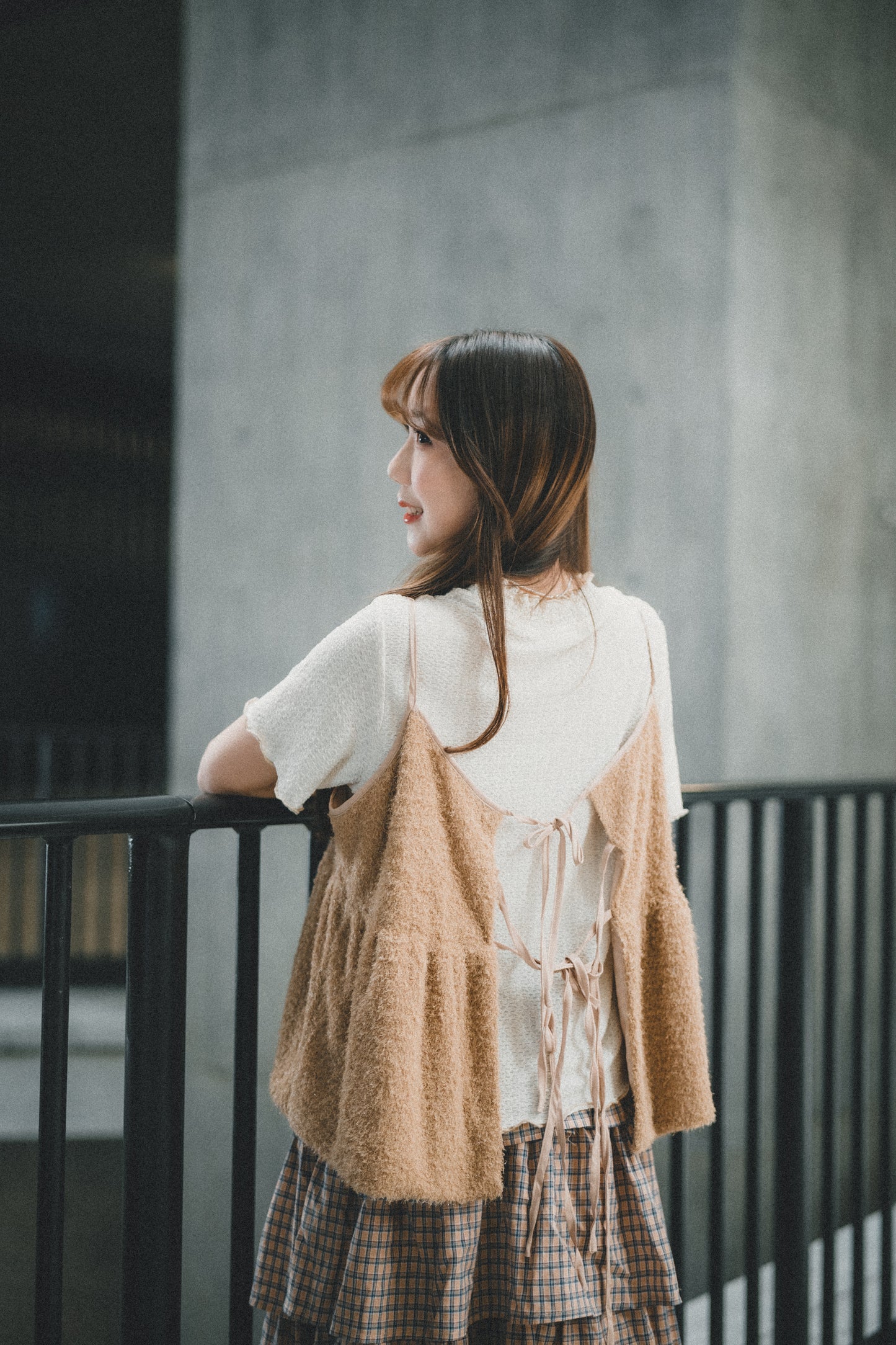 必入手！撞色捲捲邊TEE｜4色入