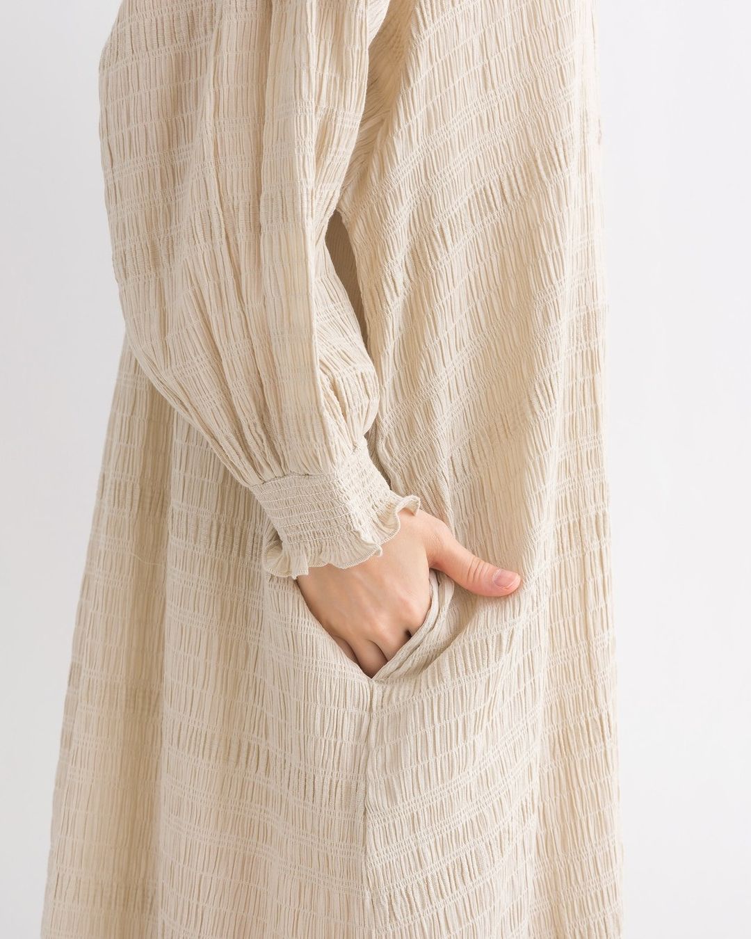 JP多穿法！暗格喇叭袖圓領OPS｜4色入