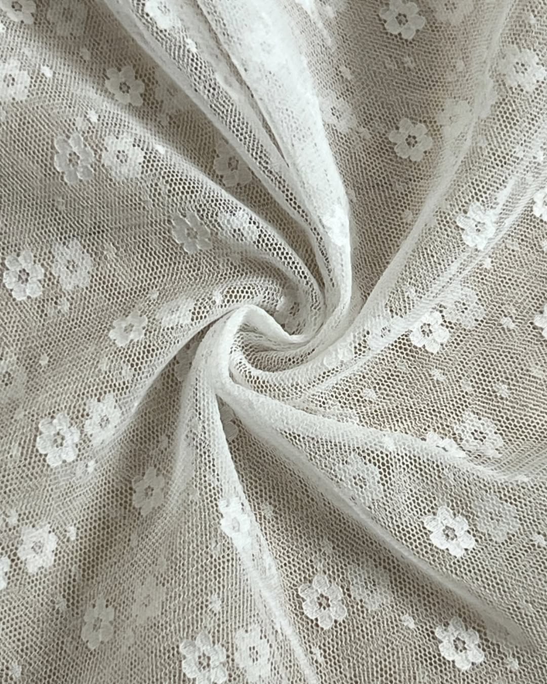 小花花 ✿ 雙層荷葉透透背心layer｜2色入