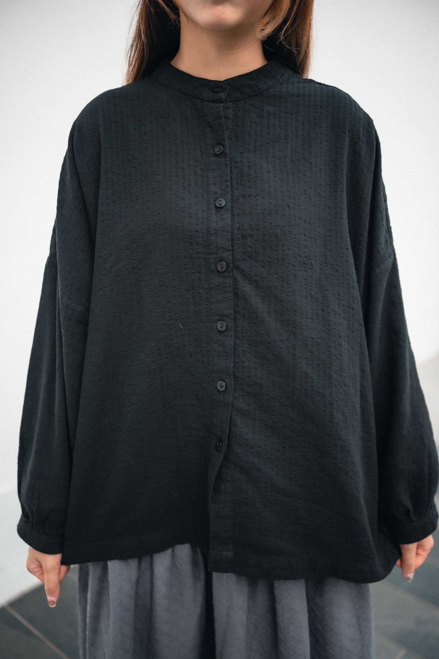 百搭易襯！圓領粒粒格紋襯衫｜3色入