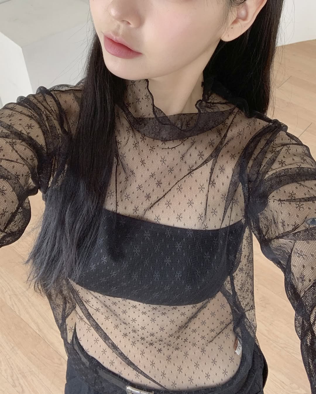 [新色加入🧊] 小雪花透膚捲邊內搭TOP｜3色入