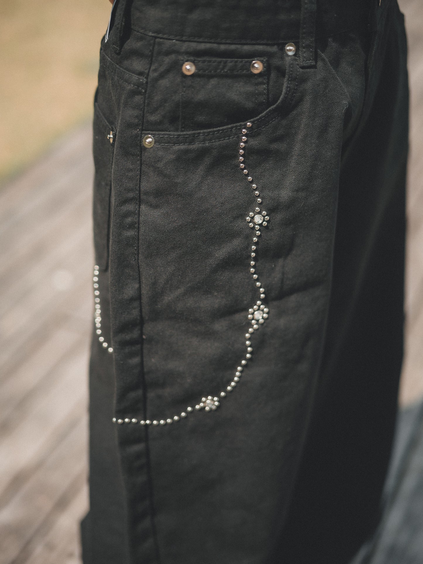 Detail𓂃𓂂珠片花花❀*牛仔褲｜1色入