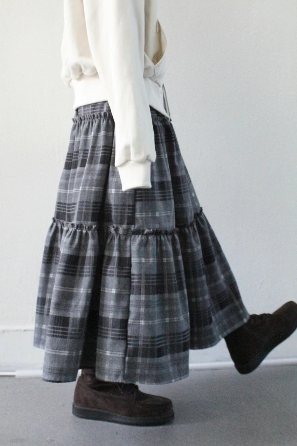 挺布料薄絨面冬日格紋半裙｜2色入