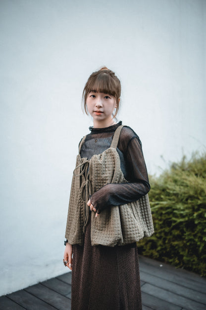 多穿法！泡泡格綁帶背心外搭｜4色入