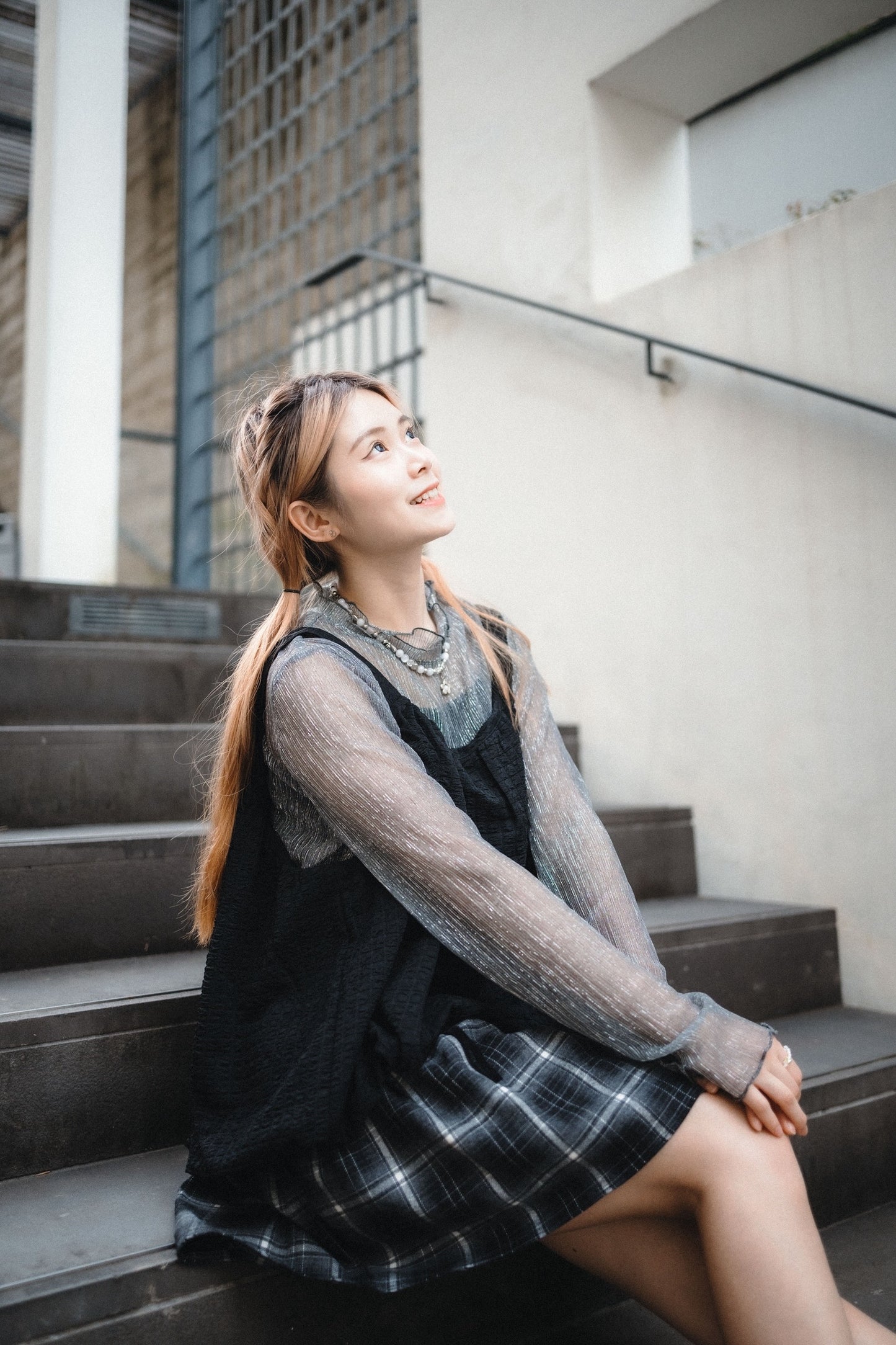 英式格子蝴蝶結薄絨面短裙｜2色入