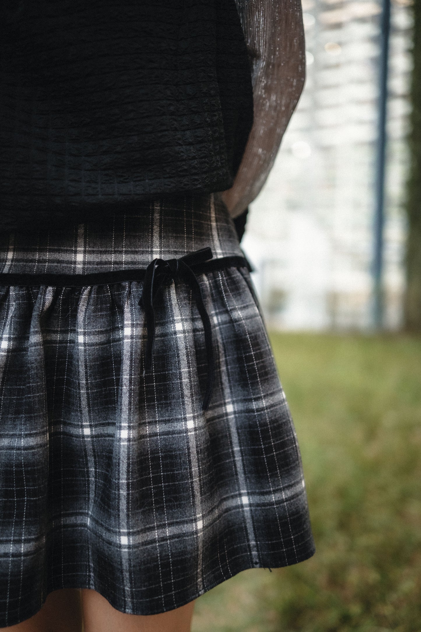 英式格子蝴蝶結薄絨面短裙｜2色入