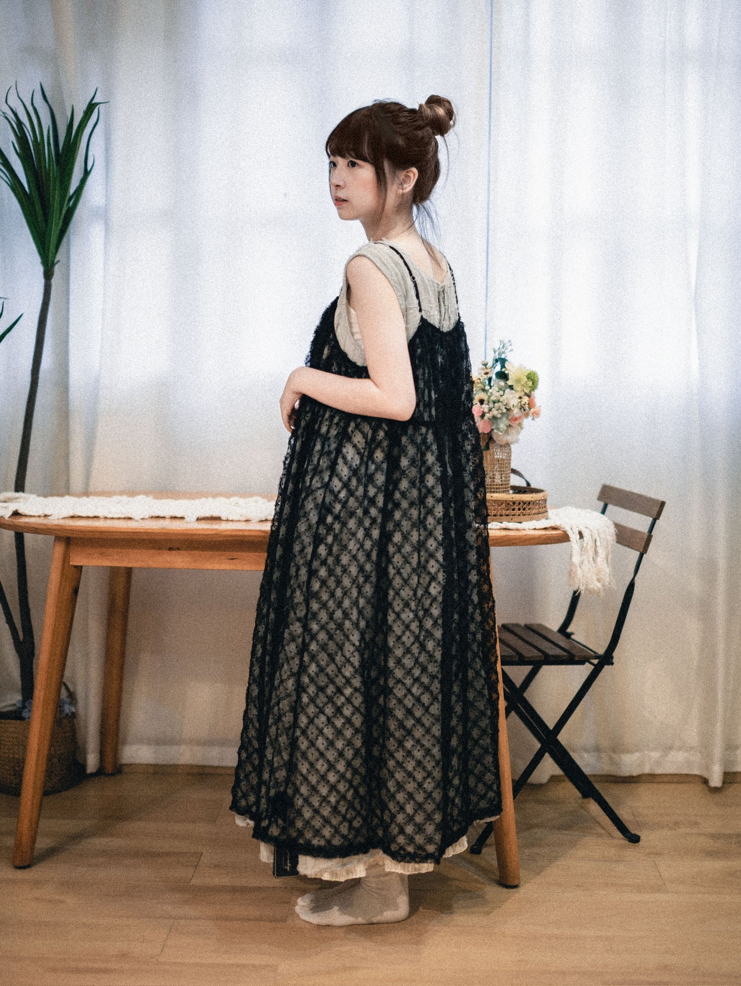 透膚菱格點點緹花綁帶OPS｜2色入