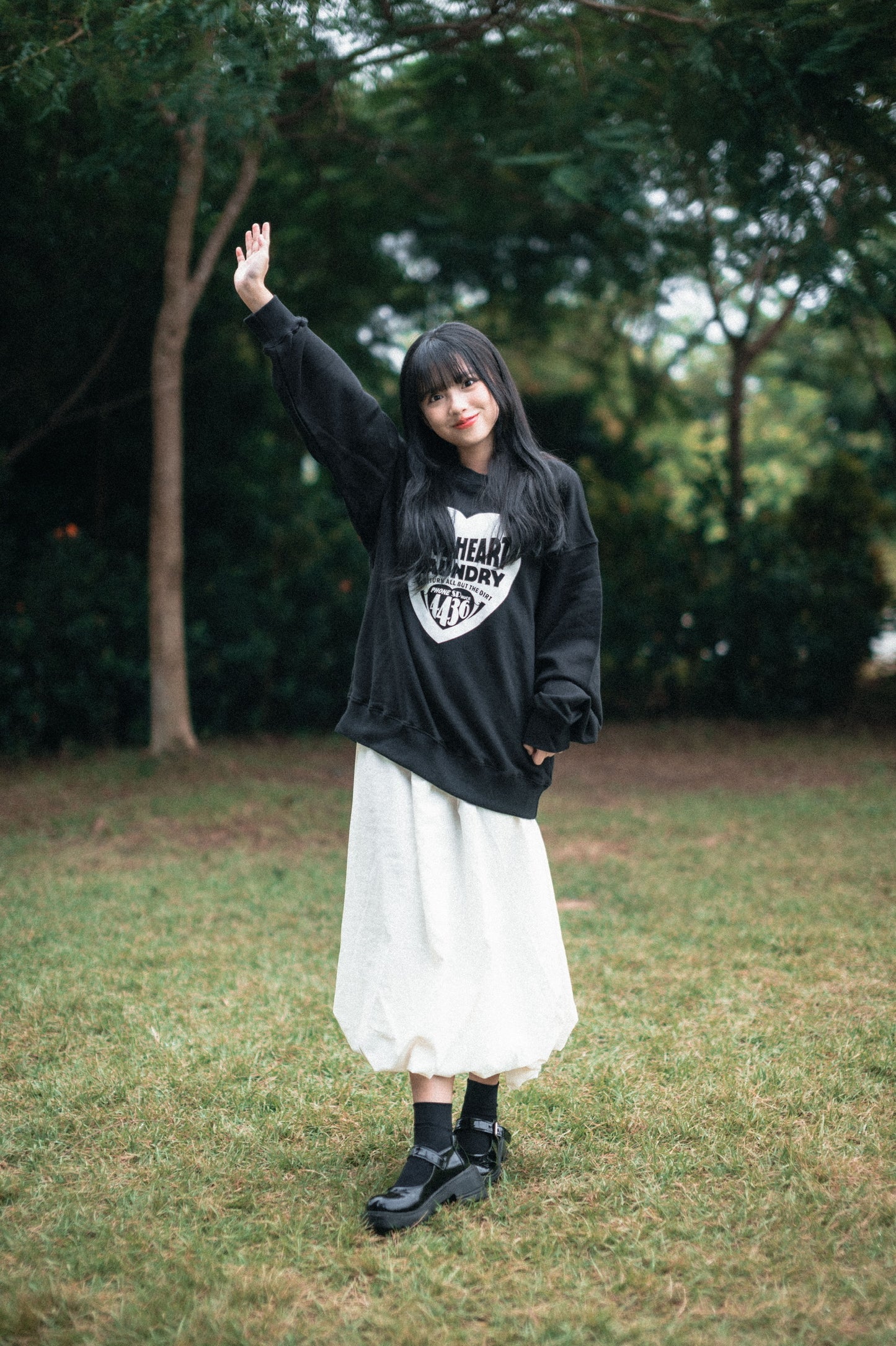 Good Heart Laundry Sweatshirt | 2 colors