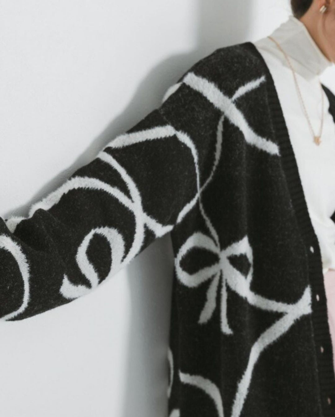 超靚必入😭❣️線描蝴蝶結針織外套｜3色入