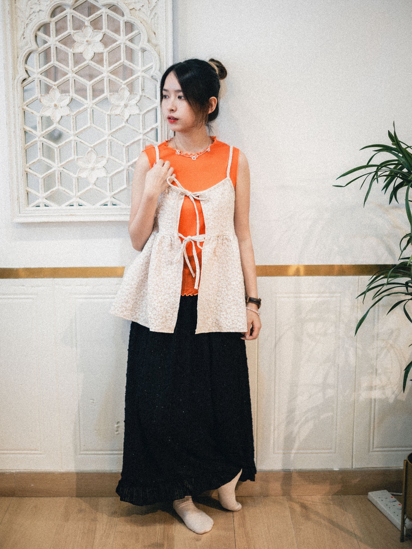 花粒壓紋綁結吊帶背心｜3色入