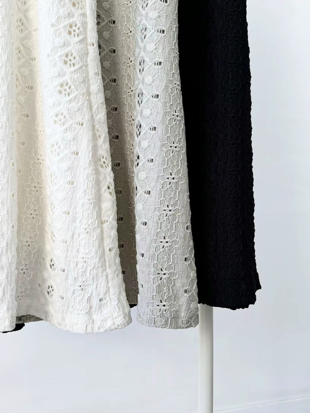 鈎織鏤花吊帶中長款OPS｜3色入