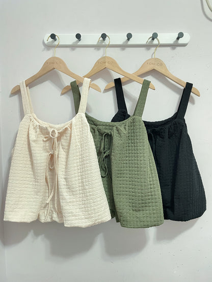 多穿法！泡泡格綁帶背心外搭｜4色入