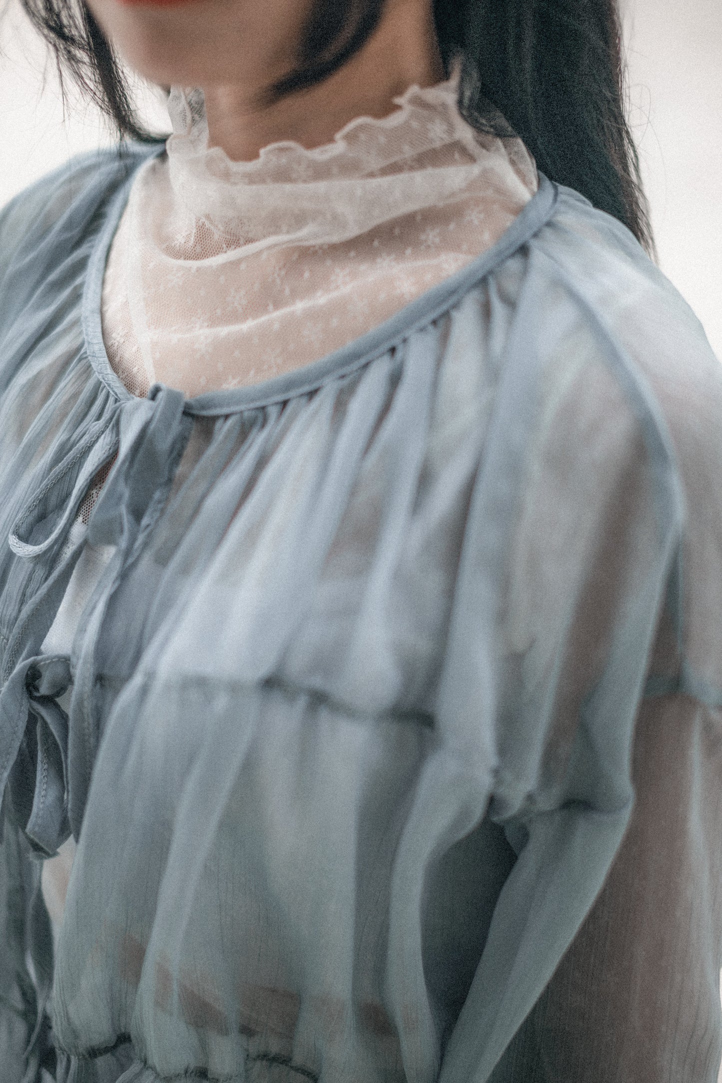 [新色加入🧊] 小雪花透膚捲邊內搭TOP｜3色入