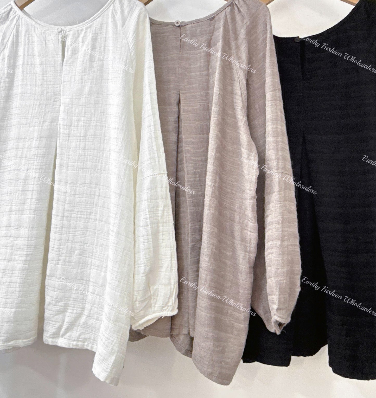 棉麻壓摺泡泡袖上衣｜3色入