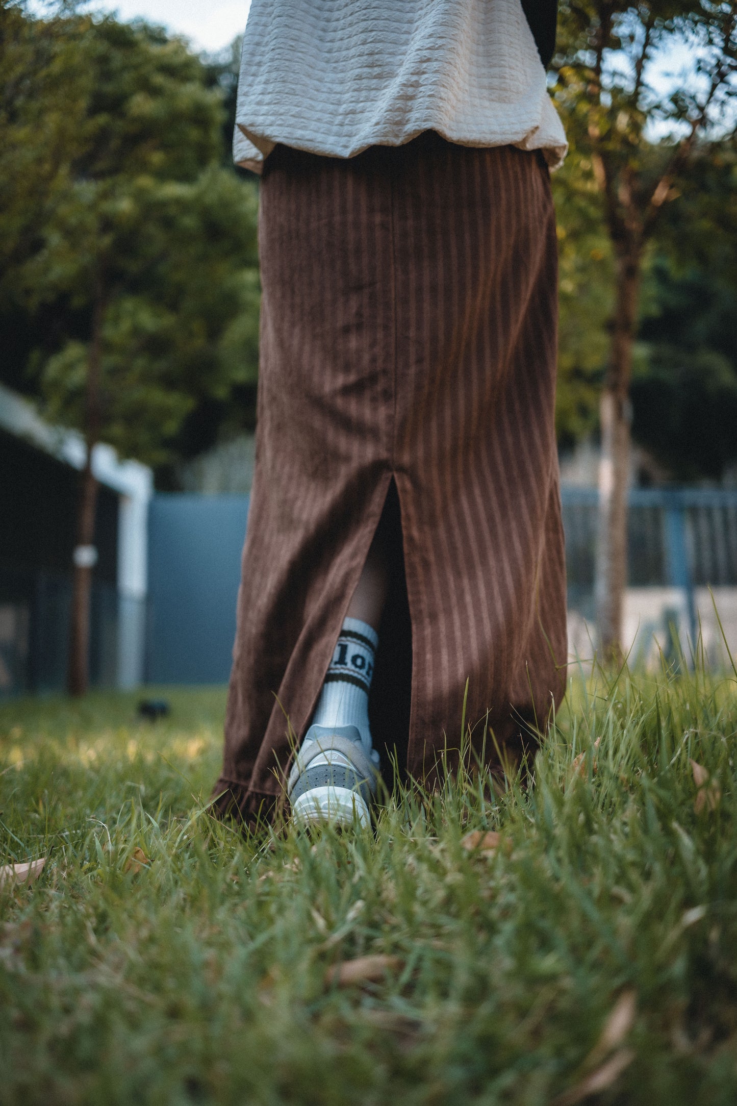 豎紋後分叉Ruffle魚尾裙｜3色入