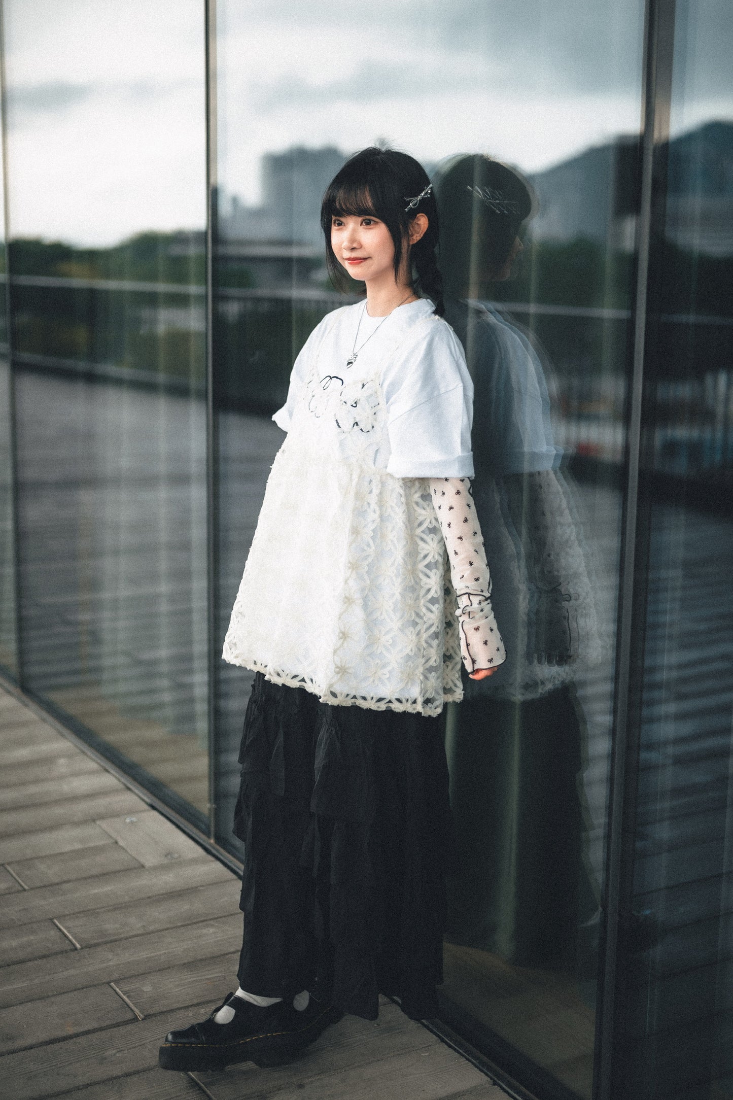 Spring! 鏤空花花吊帶傘layer｜2色入