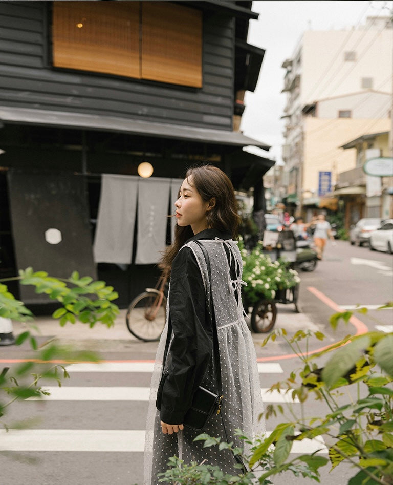 立體點點蛋糕下擺透膚綁帶罩衫｜4色入